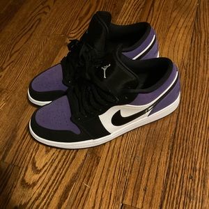 Air Jordan 1 low court purple
